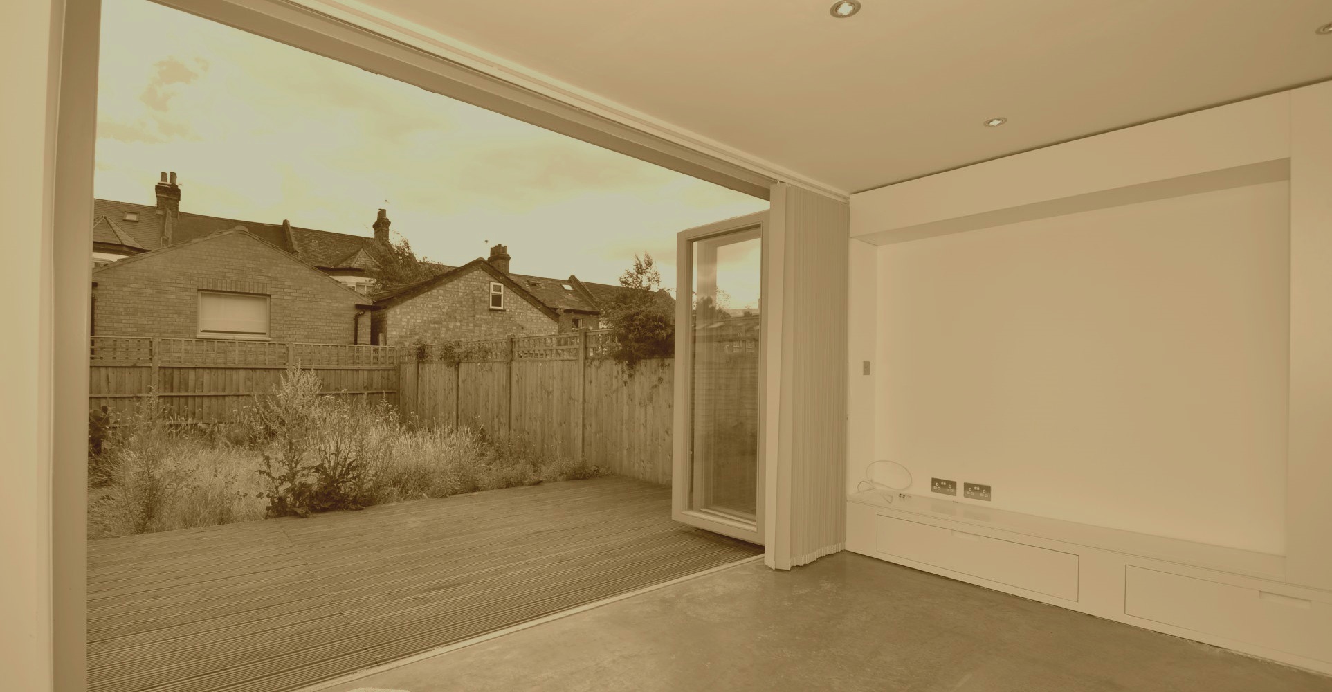 Slider, Glaziers in Strawberry Hill, Whitton, TW2